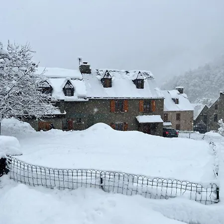 Marmotte 2a4 Personnes Avec Cheminee A 10mn Des Pistes * Aragnouet